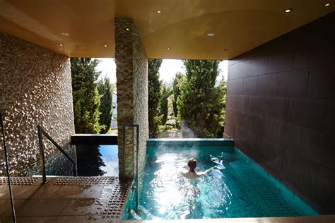 luxury spa retreats victoria.